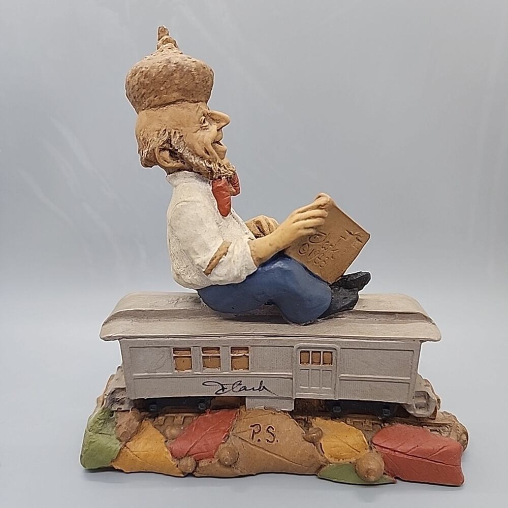 1988 Tom Clark‎ Gnome P.S. Postal Service Mail Carrier Boston El Signed Train